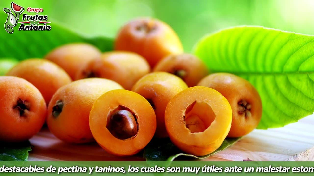 Fruta amarilla pequeña
