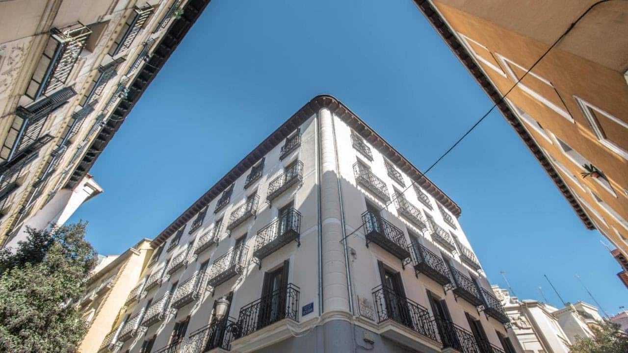 Soho boutique opera